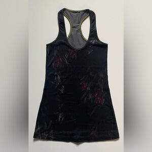 Lululemon Cool Racerback
Midnight Iris Multi